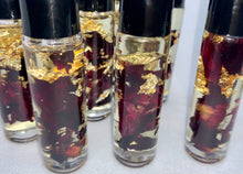 Load image into Gallery viewer, Rose Lip Oil With Gold Flakes
